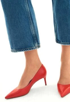 Kazar STONE - Pumps - Red